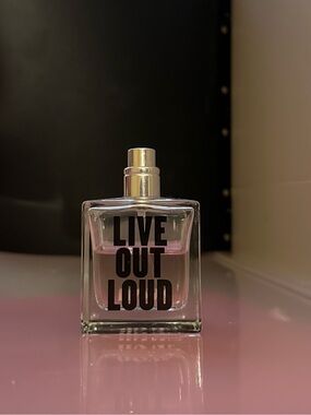 Live Out Loud Avon perfume 1.7 fl oz